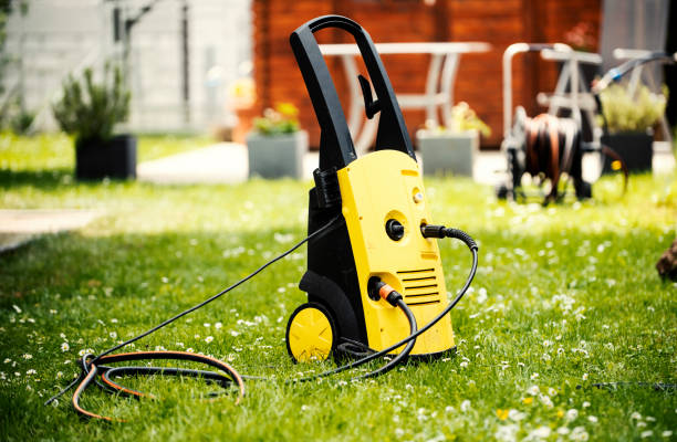 Best Gutter Cleaning  in Shoreview, MN